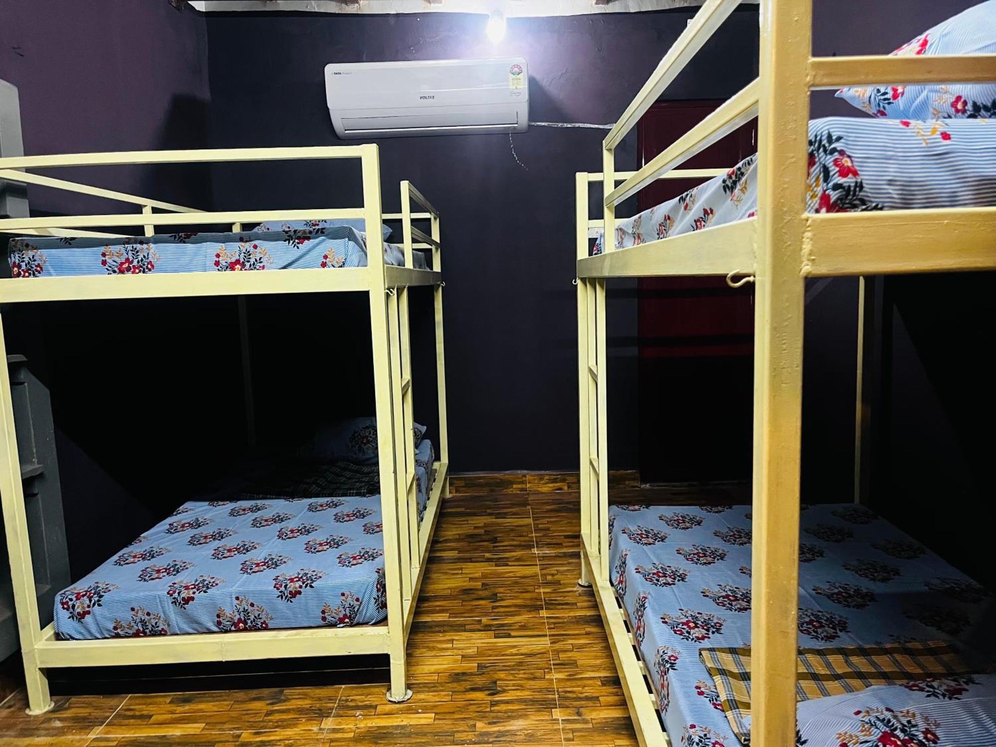Hostel Kuruku Santhu Colive Pondicherry Dış mekan fotoğraf